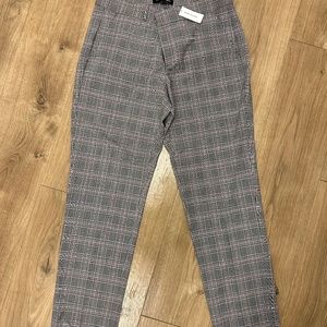 Banana Republic Avery